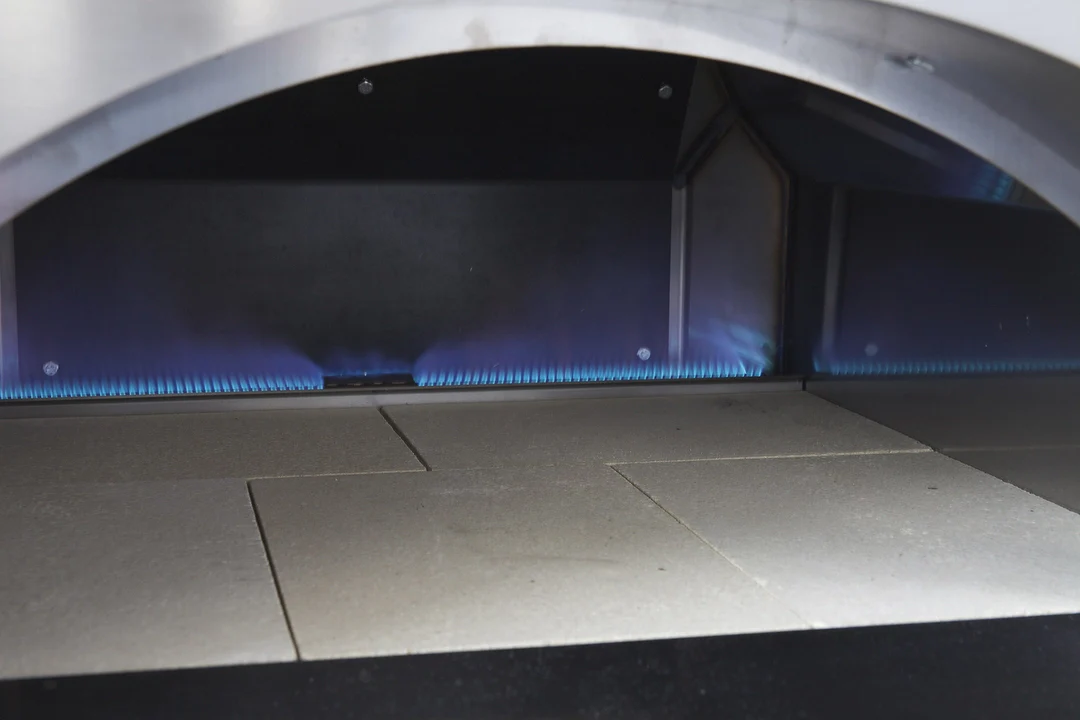 Mangiafuoco Gas Countertop Pizza Oven - Image 2